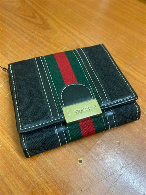 gucci magnetic wallet|fake Gucci wallet.